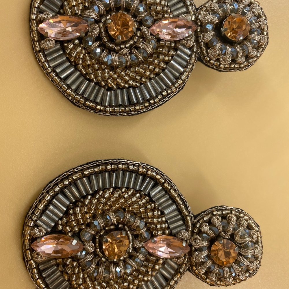 Handbeaded earrings from India - Picture 7 of 7